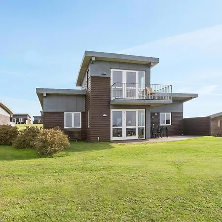 Semesterbostad Nice Home In Faaborg With Kitchen