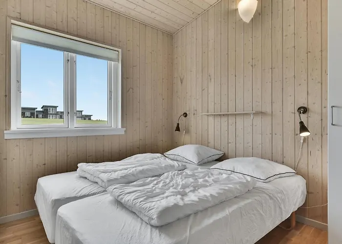 Tatil Evi 93 With Hot Tub Fåborg