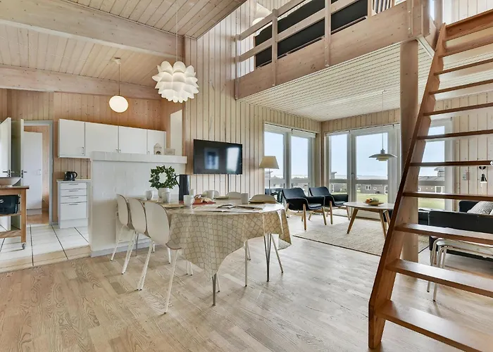 Tatil Evi 93 With Hot Tub Fåborg